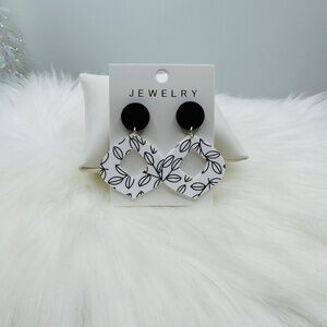 Chic Black & White Floral Graffiti Acrylic Dangle Earrings